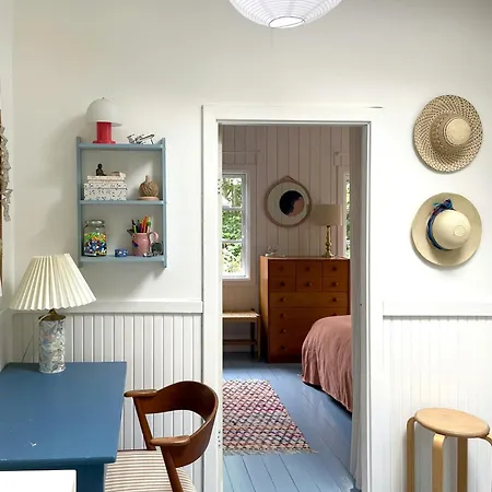 Colorful Summer House Near Nyrup Casa de Férias