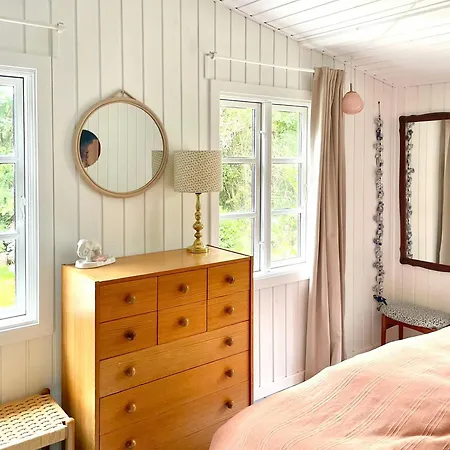 Colorful Summer House Near Nyrup Casa de Férias Nykøbing Sjælland