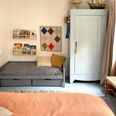 Colorful Summer House Near Nyrup * Nykøbing Sjælland